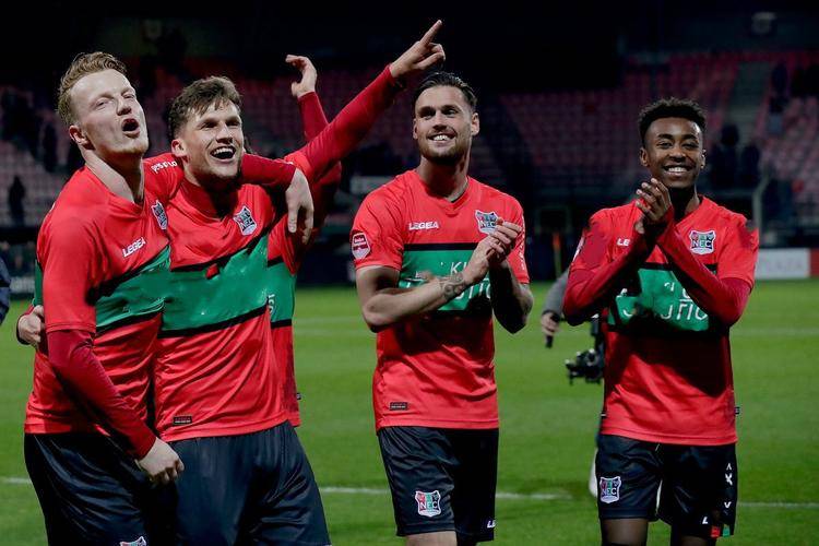 因为澳大利 因为澳大利