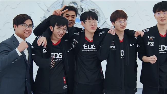 失败归咎于 失败归咎于